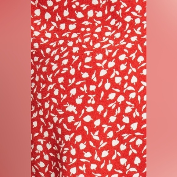 Large Red and white v neck blouse madewell cottagecore side button wrap shirt - Picture 6 of 9